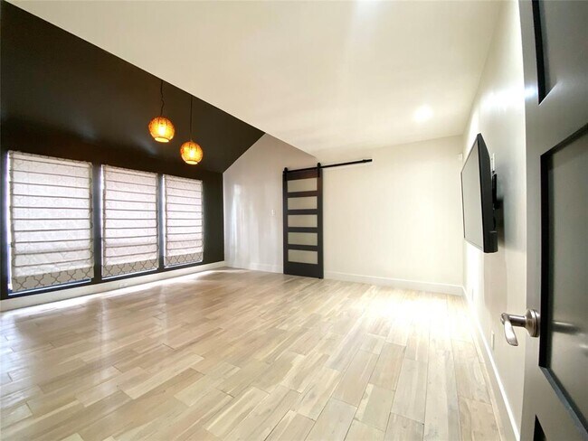 Foto del edificio - 563 Rancho Bauer Dr