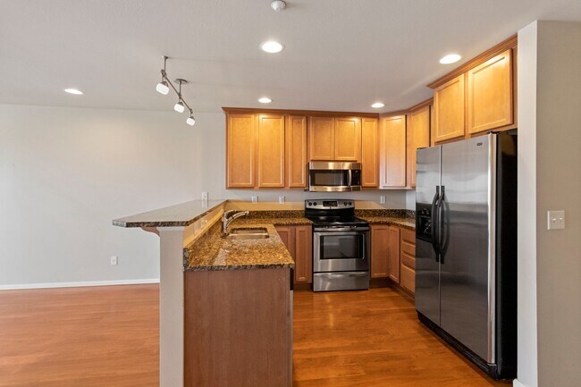 Foto del edificio - 3 Bed 3 Bath - Views - NAS Whidbey - Island Hospital