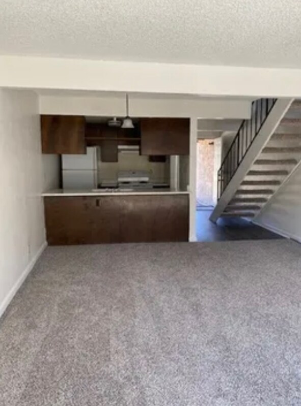 Foto del edificio - 4433 Cynthia Way