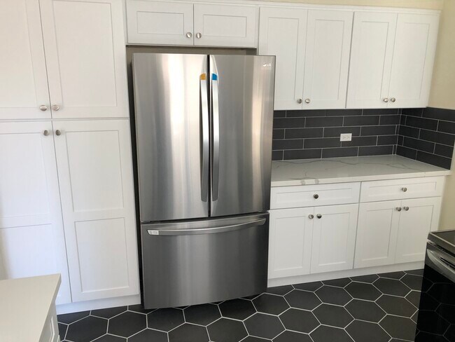 New Kitchen #2 - 1160 Hacienda Pl