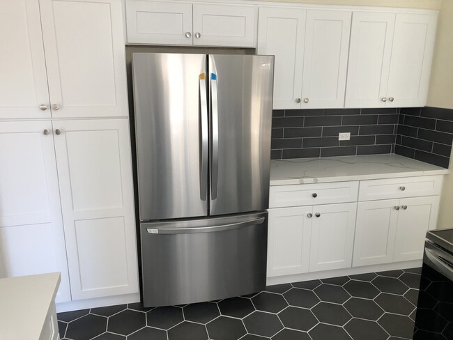 New Kitchen #2 - 1160 Hacienda Pl