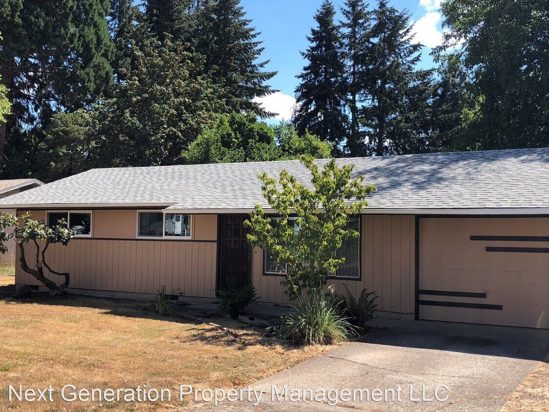 Primary Photo - 3 br, 1 bath House - 346 Spring Creek Dr.