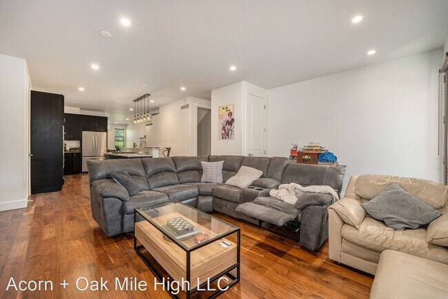 Building Photo - 4 br, 3.5 bath House - 3315 W. Hayward Pl