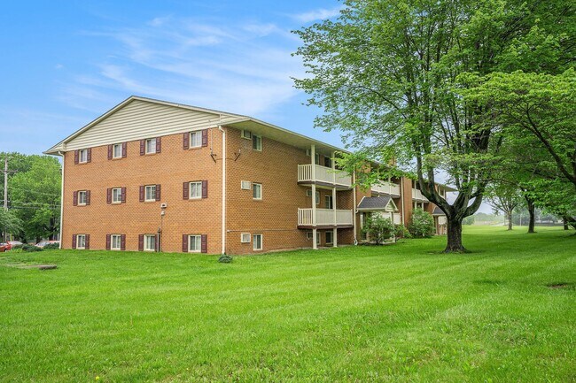 Foto del edificio - Almont Terrace Apartments
