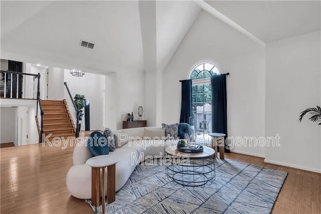 Foto del edificio - 991 Gentry Ln