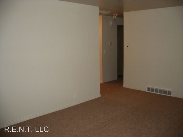 Building Photo - 4 br, 2 bath House - 4939 W. Silvertip Drive