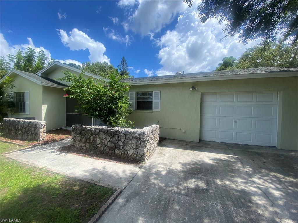 1031 Ridgeway Dr, North Fort Myers, FL 33903 House Rental in North