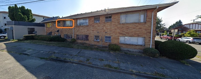 Photo - 1747 S Hanford St Apartment