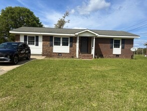 Building Photo - 109 Sheffield Rd