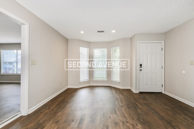 Foto del edificio - 328 Gathering House Dr