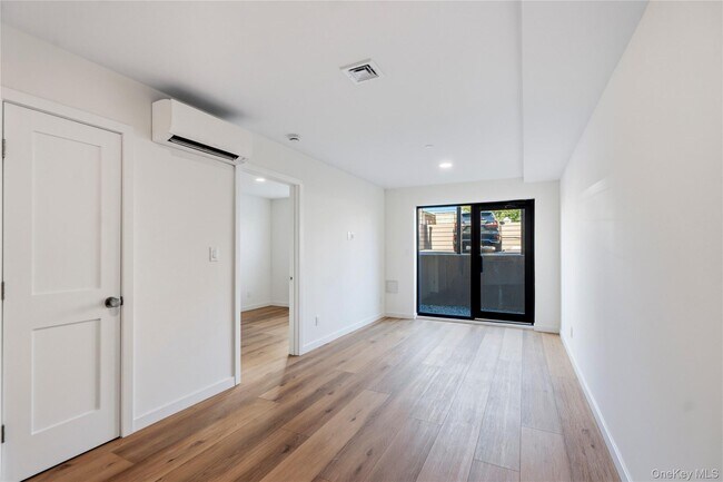 Foto del edificio - 62-60 60th St