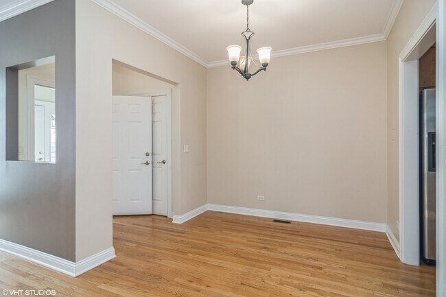 Foto del edificio - 215 S Evergreen Ave