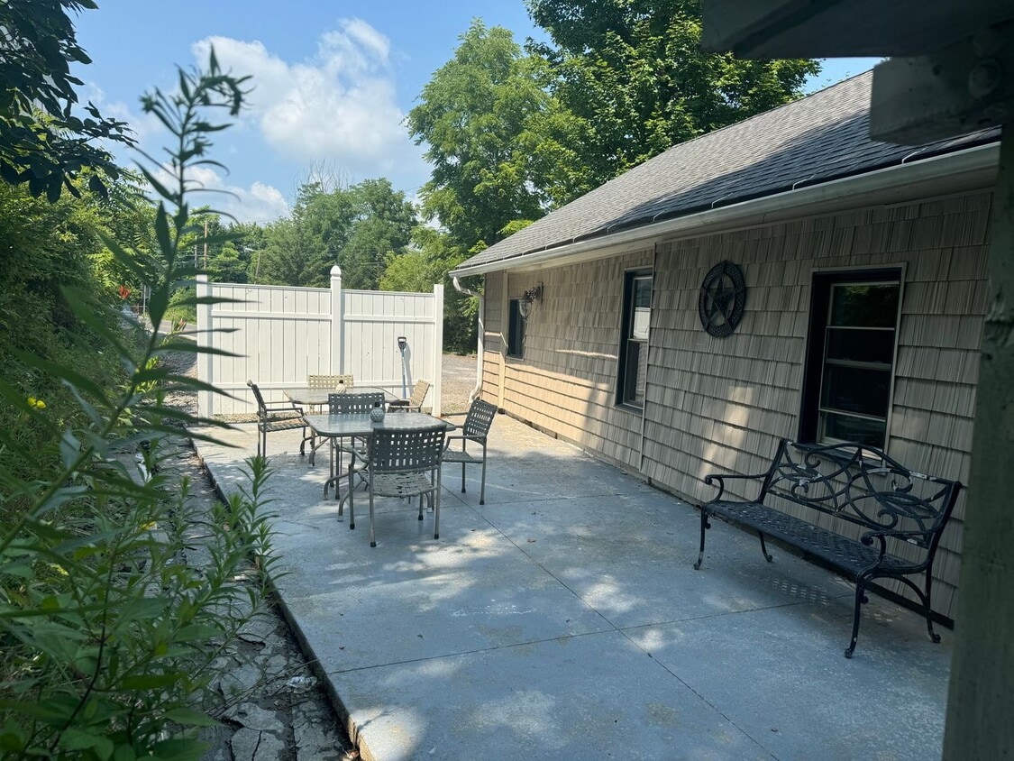 Primary Photo - Student House, 8/1 academic lease (10 months)