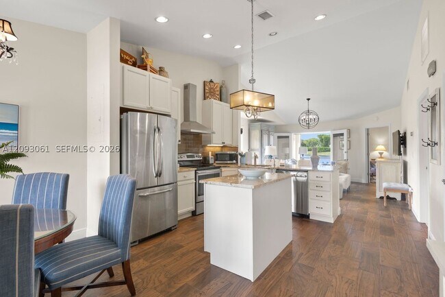 Building Photo - 18551 Woodstream Dr