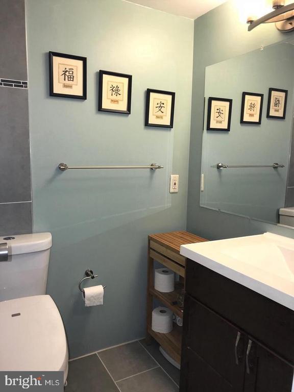 Building Photo - 2068 Royal Fern Ct