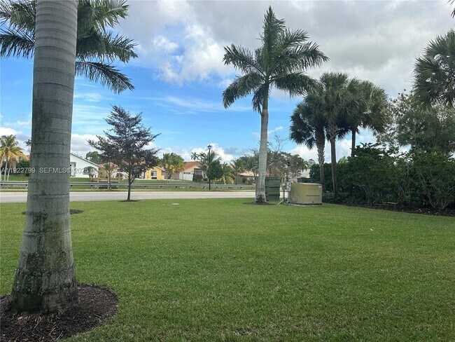 Foto del edificio - 11718 SW 13th Ct