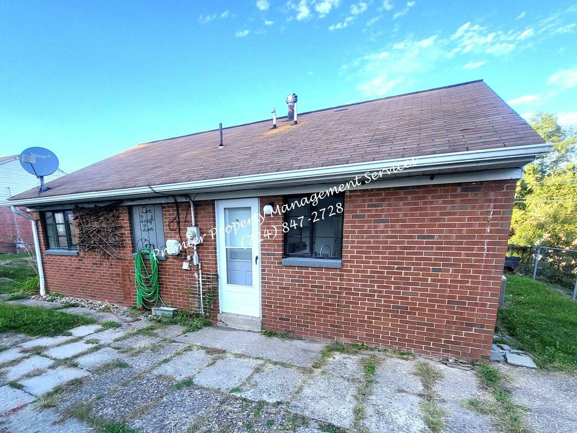 Primary Photo - 2435 Brodhead Rd