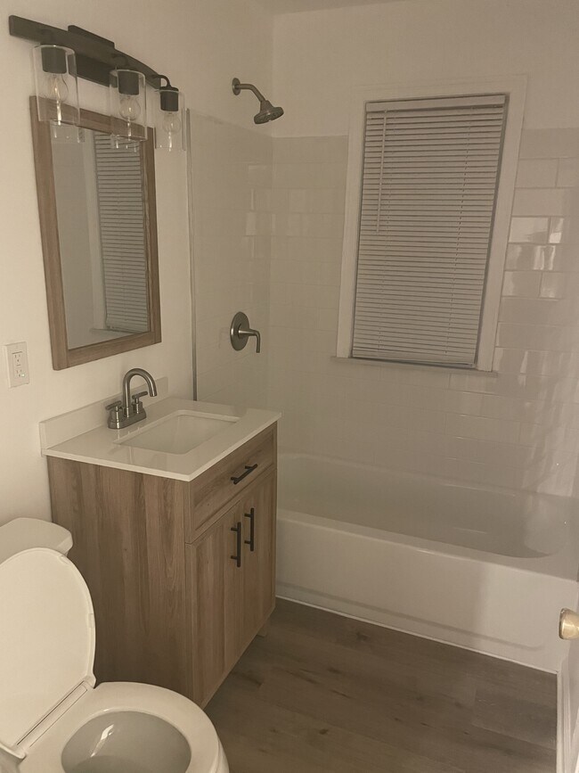 Foto del edificio - 19929 Westphalia St