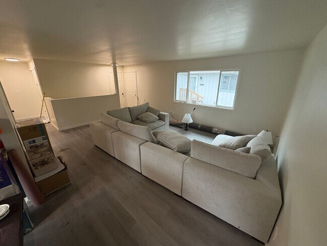 Foto del edificio - 4 bed 3 Bath Near Downtown CDA