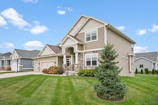 Vista lateral - 630 Big Stone Trl