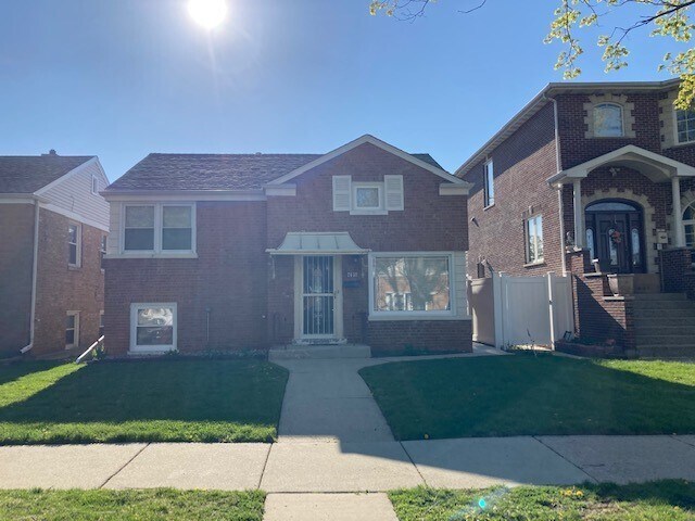 Foto principal - 2638 N Rhodes Ave