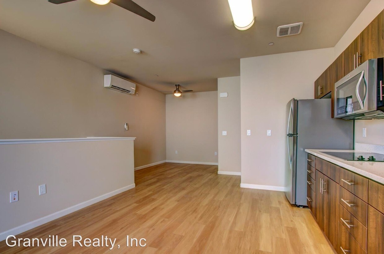 Foto del edificio - 1525 Van Ness Ave