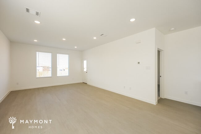 Building Photo - 403 Kayden Ct