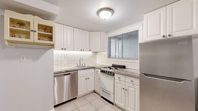 Building Photo - 1135 De Haro St