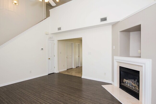 Foto del edificio - 4134 Planters Watch Dr