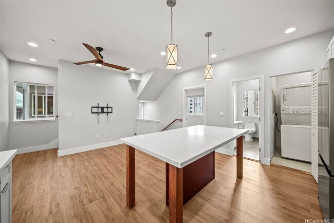 Foto del edificio - 1060 Spencer St