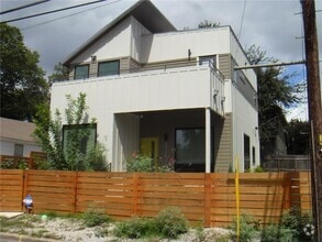Building Photo - 2328 Santa Maria St