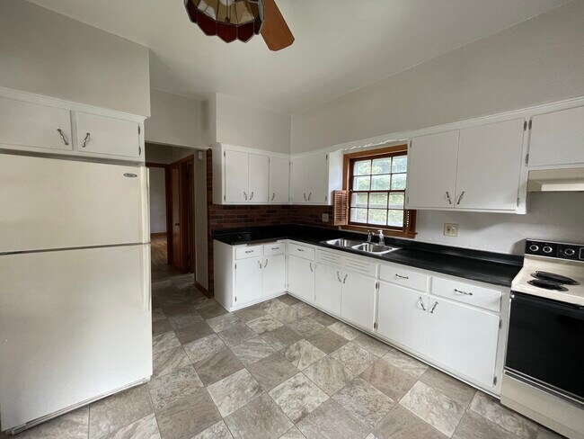 Foto del edificio - 3958 E Plankinton Ave