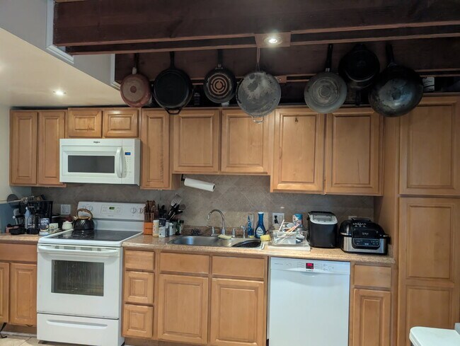 Foto del edificio - 106 N 35th St