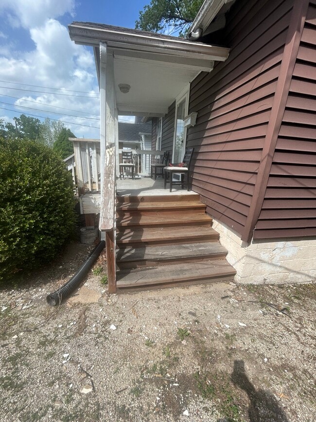 Building Photo - 1338 Gregan Pl