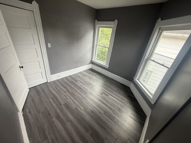 Foto del edificio - 2153 W 96th St