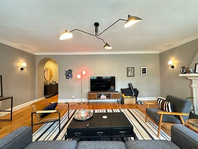 Foto del edificio - 5517 N Kenmore Ave