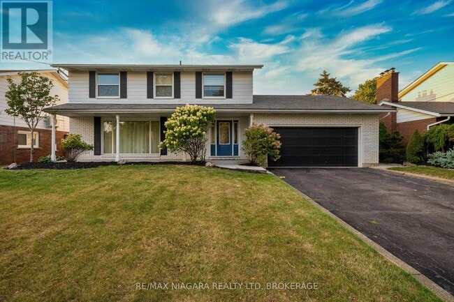 Building Photo - 49 Royal York Rd