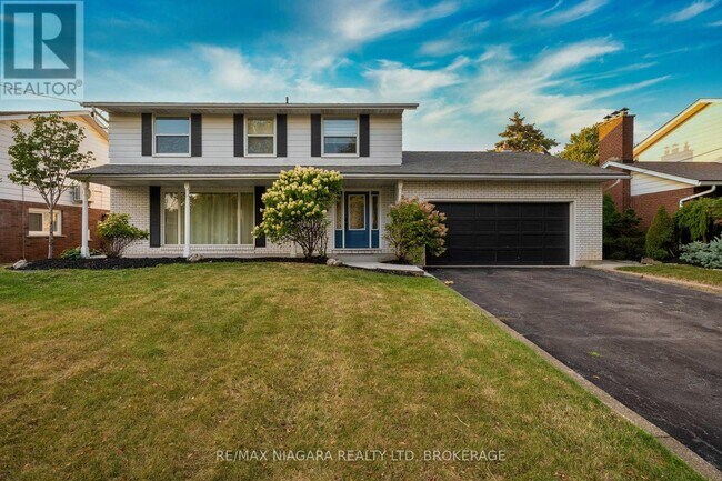 Photo du bâtiment - 49 Royal York Rd