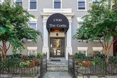 Apartamento alto en primer piso, parte trasera del edificio. - 1706 U St NW