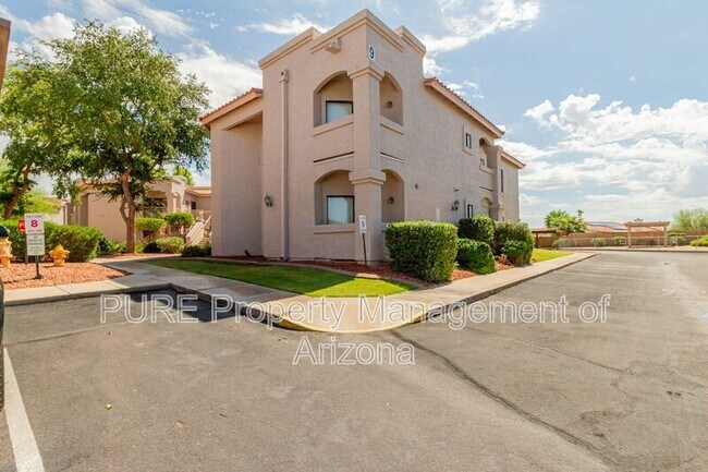 Foto del edificio - 9151 W Greenway Rd