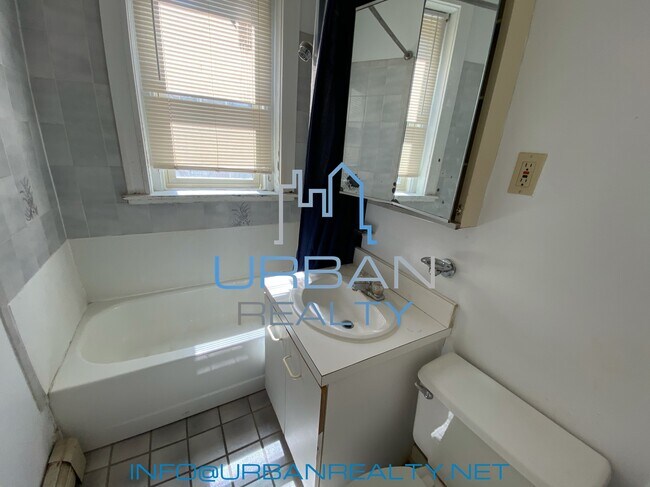 Foto del edificio - 9 Colborne Rd