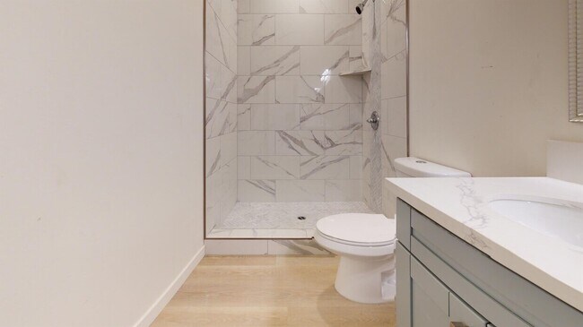 Foto del edificio - 4928 63rd St