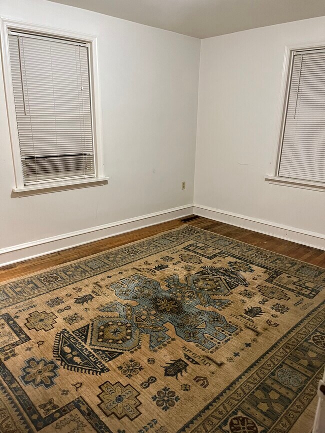 Second Bedroom - 1905 Garfield Ave