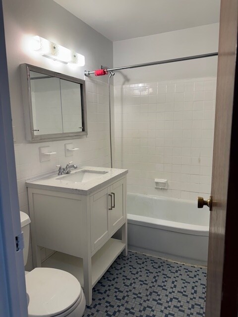 Bathroom - 3038 71st St