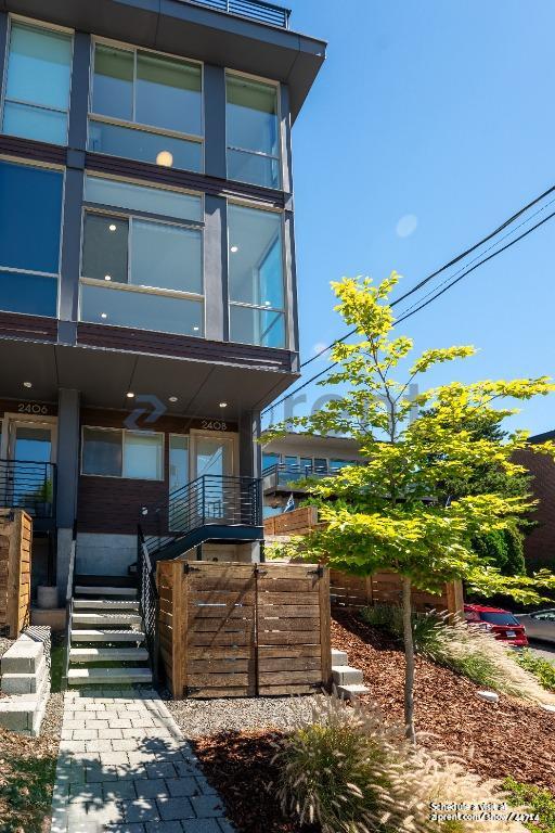Foto del edificio - 2408 13th Ave S