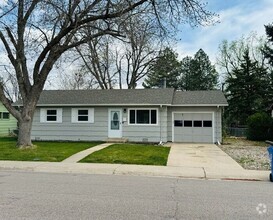 Building Photo - 1702 S Douglas Ave