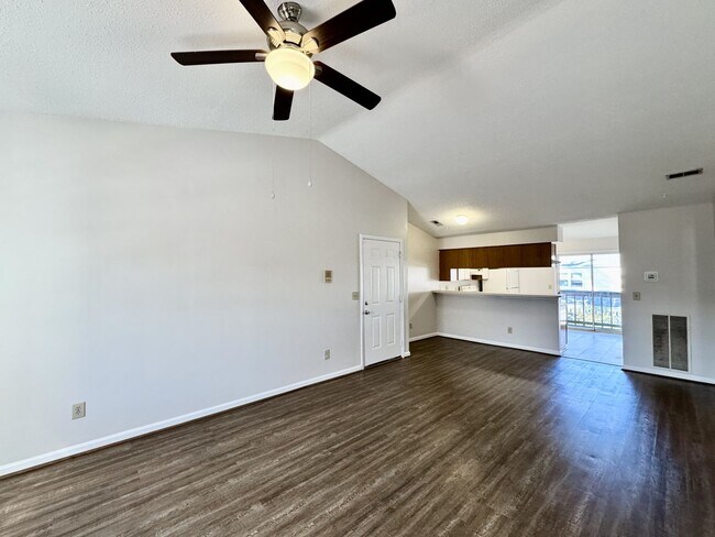 Foto del edificio - 4824 Station House Ln
