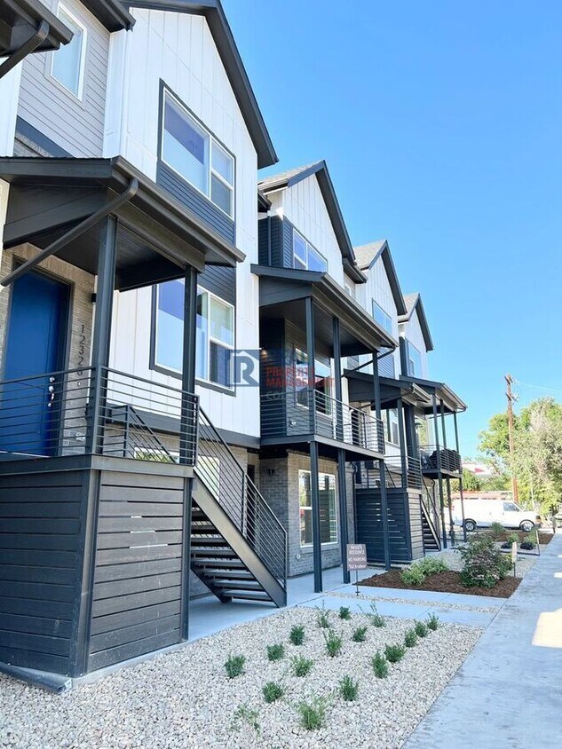 Foto principal - 12328 W 52nd Ave