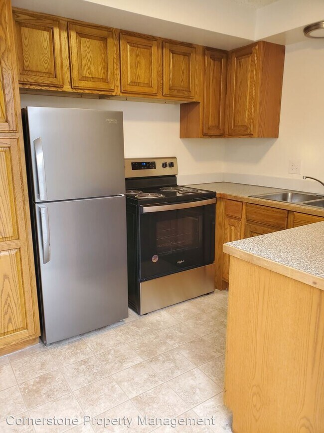 Building Photo - 1 br, 1 bath House - 1020 E Sheridan Ave
