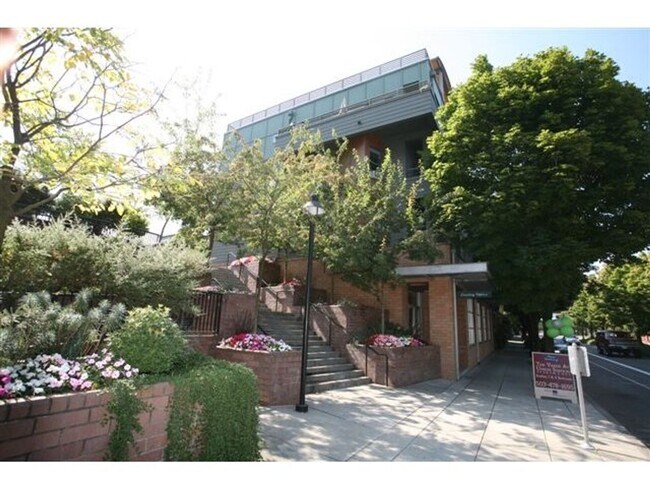 Foto del edificio - The Yards